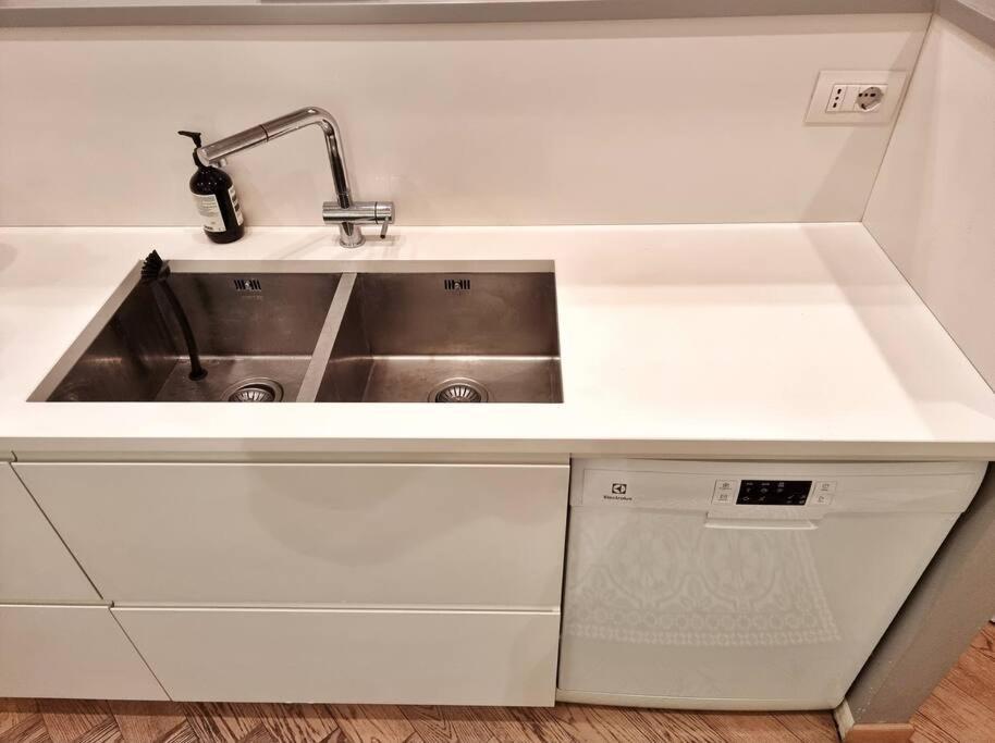 Gazzana Corner House Apartment Милано Екстериор снимка